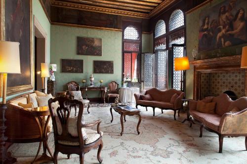 Palazzetto Pisani Grand Canal - Venice Central Hotels