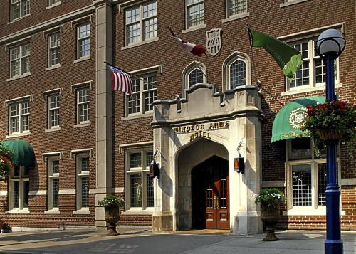Windsor Arms Hotel - Best Hotels in Toronto