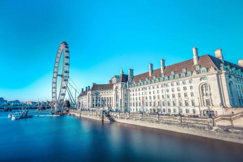 London Marriott Hotel County Hall - London Hotels with Suites