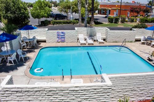 Motel 6-Bakersfield, CA - South - Best Pet-Friendly Hotels in Bakersfield, CA