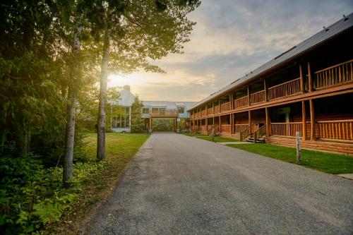 Drummond Island Resort - Best Pool Hotels in Michigan