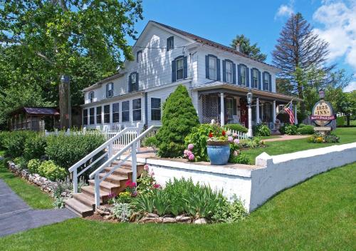 1825 Inn Bed and Breakfast - Best Hotels in Pennsylvania