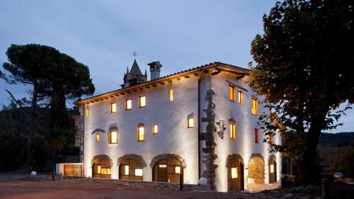 B&B La Rectoria de Sant Miquel de Pineda - Best Hotels in Catalonia