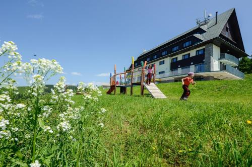 Horský Hotel Friesovy Boudy - Best Pool Hotels in Czechia