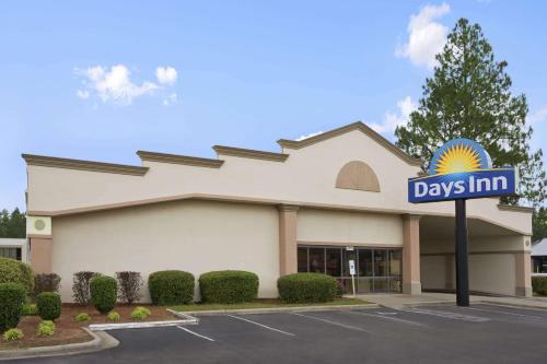 suite hotels in Fayetteville