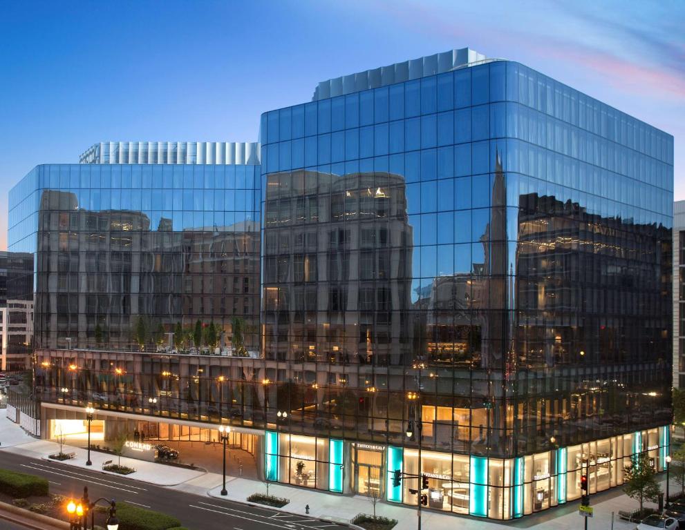 Conrad Washington DC - Best Hotels in Maryland