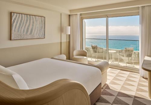 InterContinental Sydney Coogee Beach by IHG - Best Pool Hotels in Sydney