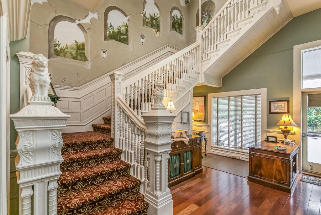 The Mayor's Mansion Inn - Best Hotels in Chattanooga