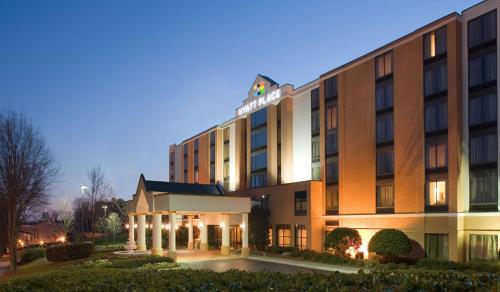 Hyatt Place Nashville Airport - Best Parking Hotels in Nashville, TN
