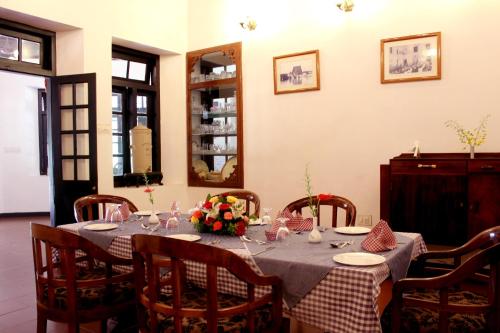 Lake Palace - Best Hotels in Thekkady
