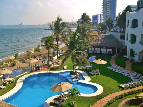Playa Caracol Hotel & Spa - Best Beach Hotels in Mexico City & Central Mexico