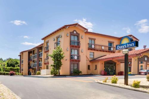 hotels with suites in Birmingham