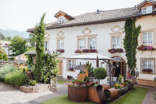 Bio Boutique Hotel Laurino - Best Hotels in Trentino