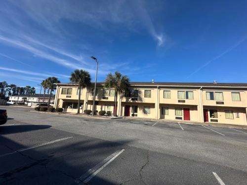 Guest Cottages & Suites