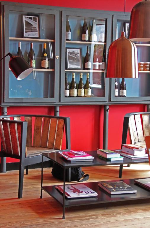 Hôtel Courtille de Solutré - Best Hotels in Burgundy