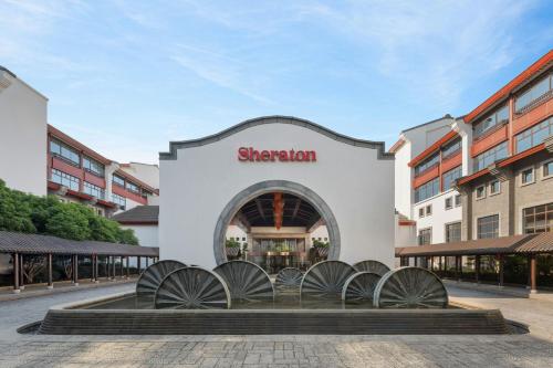 Sheraton Grand Hangzhou Wetland Park Resort - Best Pool Hotels in China