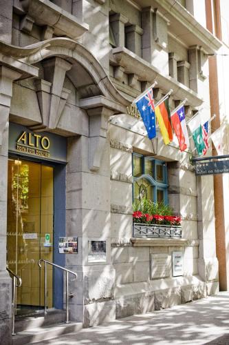 Alto Hotel On Bourke - Best Hotels with Free Breakfast in Melbourne