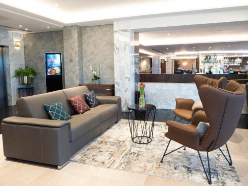 Crowne Plaza London - Kingston by IHG - Best Parking Hotels in London, England