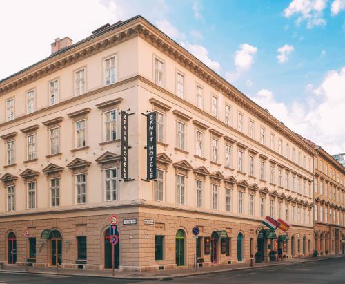 Hotel Zenit Budapest Palace - Best Marriott International Hotels in Hungary