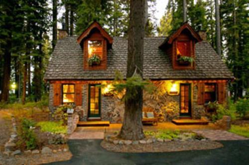 Cottage Inn At Lake Tahoe - Best Hotels in Tahoe City