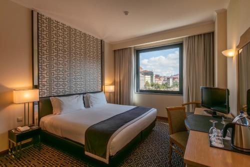 Hotel Mundial - Best Hotels with Free Breakfast in Lisbon