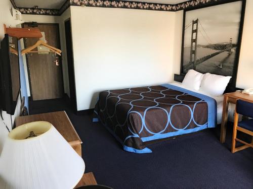 hotels with suites in Richmond