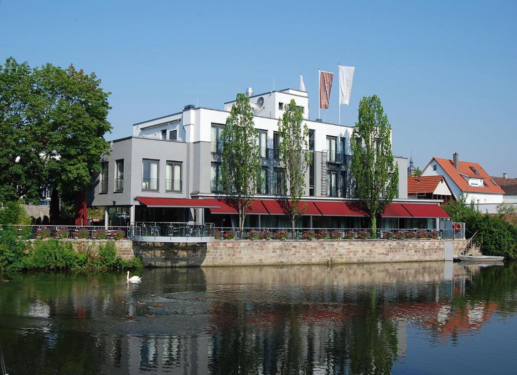 Hotel Eberhards am Wasser - Best Hotels in Baden-Wurttemberg