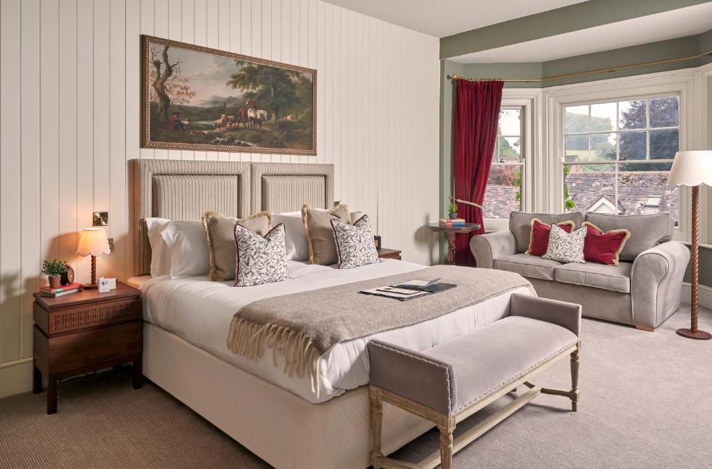 King John Inn - Best Hotels in Wiltshire