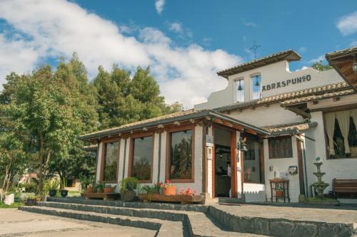 Hotel Hacienda Abraspungo - Best Hotels in Riobamba