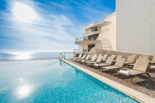 Sesimbra Oceanfront Hotel - Preferred Hotels and Resorts - Best Beach Hotels in Portugal