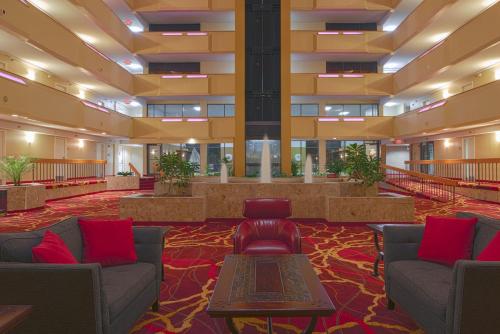 MCM Elegante Hotel & Suites Lubbock - Best Hotels in Lubbock, TX