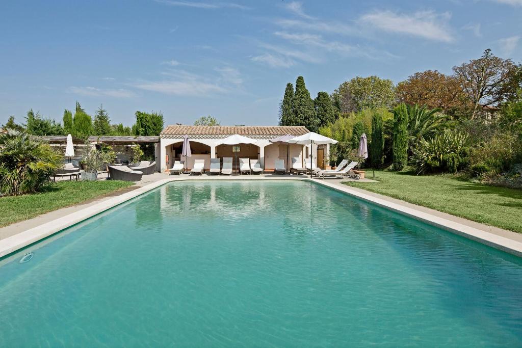 Le Mas Saint Florent - Best Hotels in Arles