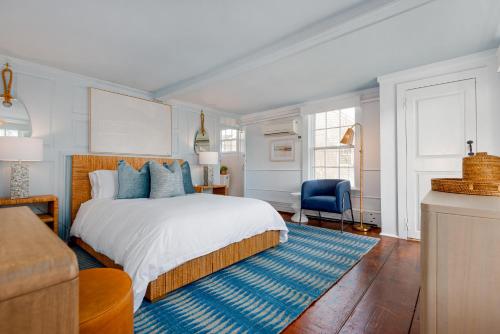 Anchor Inn - Best Hotels in Nantucket