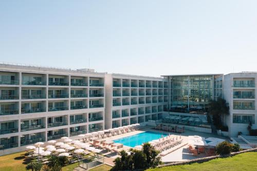 Crowne Plaza - Caparica Lisbon - Best Beach Hotels in Lisbon