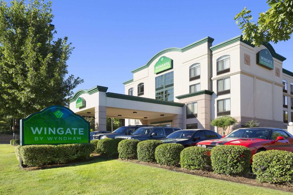 Wingate by Wyndham Little Rock - Best Hotels with Free Breakfast in Arkansas