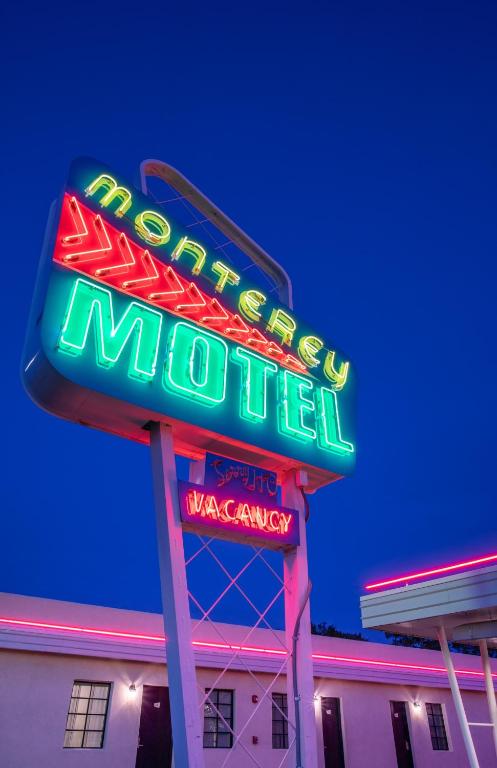 The Monterey Motel - Best Hotels in Albuquerque