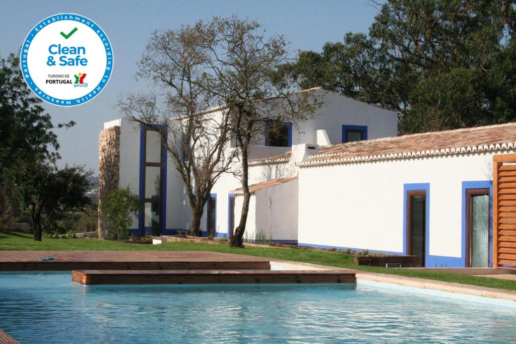 Quinta Do Mel - Best Hotels in Olhos de Agua