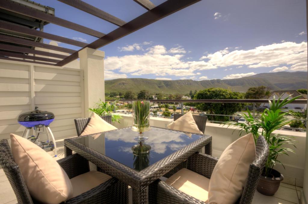 Whale Coast All-Suite-Hotel - DCC Hotel Group - Best Hotels in Hermanus