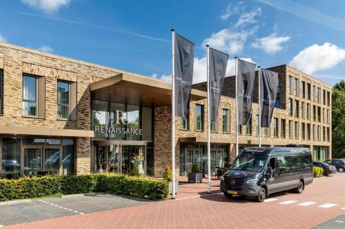 Renaissance Amsterdam Schiphol Airport Hotel - Best Hotels with Airport Shuttle Service in Netherlands