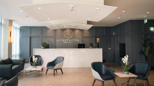 Aspect Hotel Park West - Best Parking Hotels in Dublin