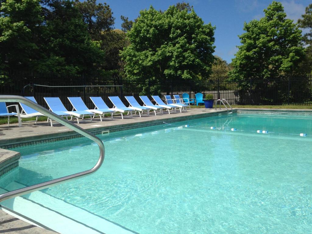 Chatham Seafarer Inn - Best Hotels in Chatham