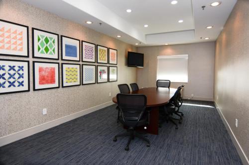 Holiday Inn Express Rolla, an IHG Hotel