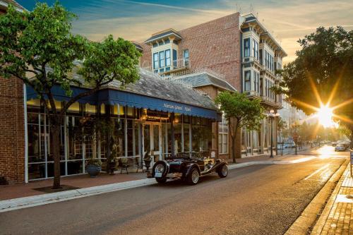 Horton Grand Hotel - Luxury Hotels in San Diego