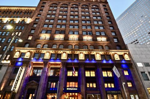 Holiday Inn Express Cleveland Downtown, an IHG Hotel