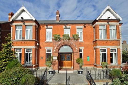 Maples House Hotel - Best Hotels with Free Breakfast in Dublin
