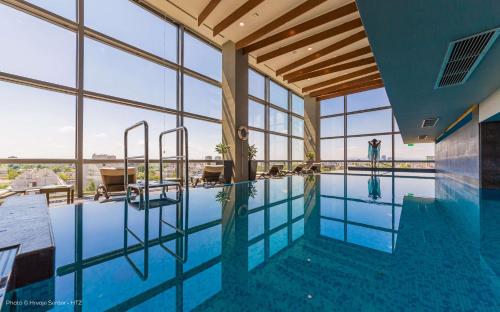 DoubleTree by Hilton Zagreb - Best Pet-Friendly Hotels in Zagreb