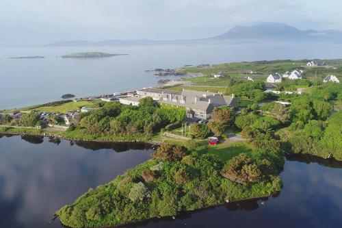 Renvyle House Hotel & Resort - Best Pool Hotels in Ireland