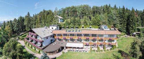 APIPURA hotel rinner - Best Hotels in South Tyrol