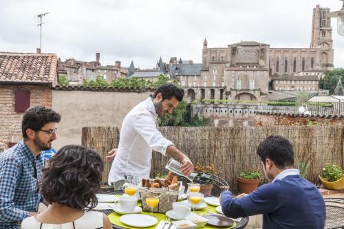 Villa Caroline - Chambres d'Hôtes - Best Hotels in Tarn