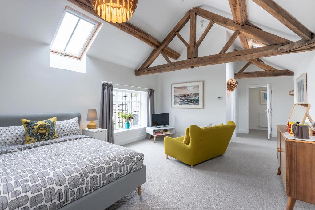 The Hall - Best Hotels in Shropshire